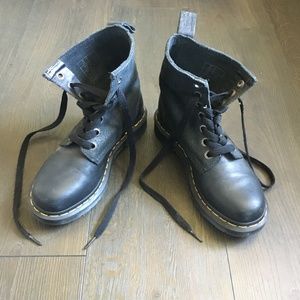 DR. MARTENS 🖤 rare/customs Hazil Combat Boots